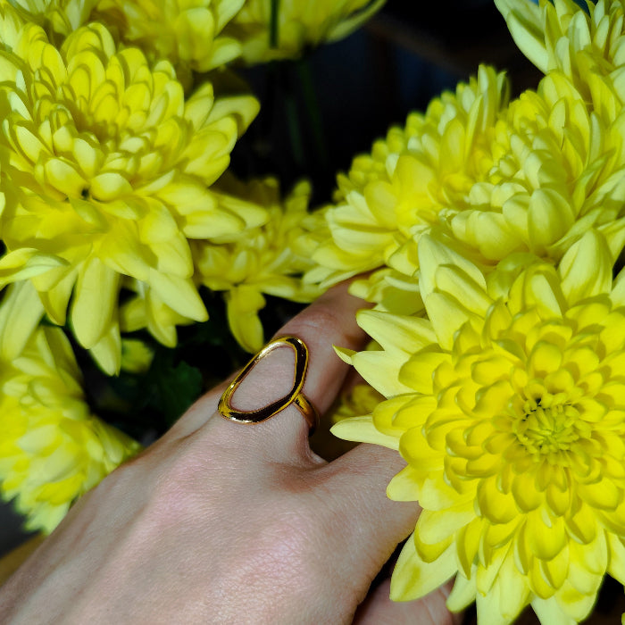 Oval Muse Ring
