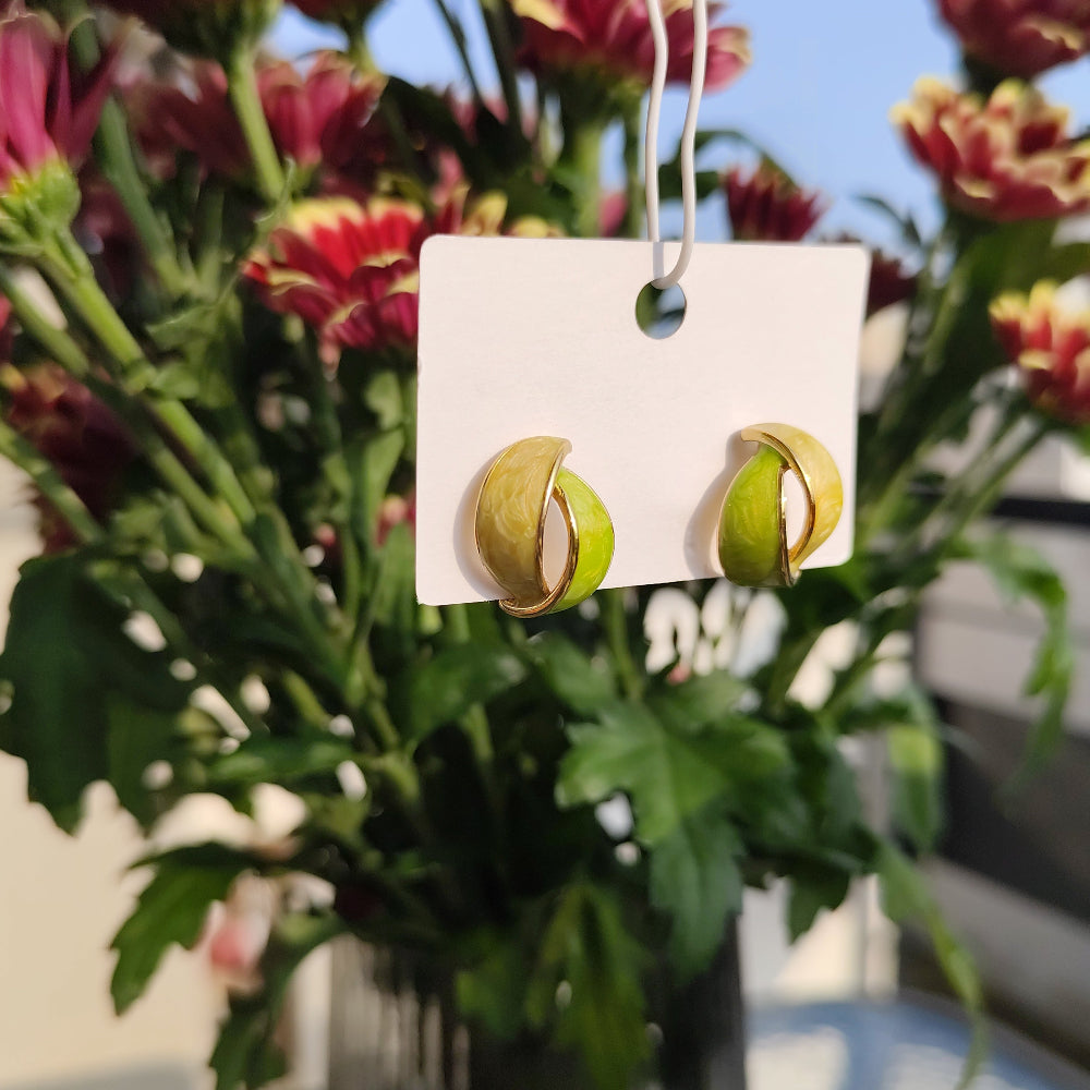 Luna Curve Earrings